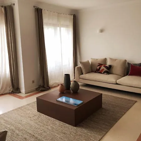 Exclusive With Parking @ Parque Europa, Campo Grande * Lissabon